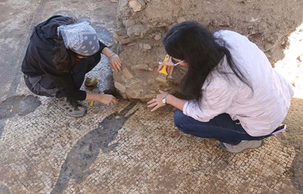Herakleia Antik Kenti'nin Roma hamamı gün yüzüne çıkarılıyor